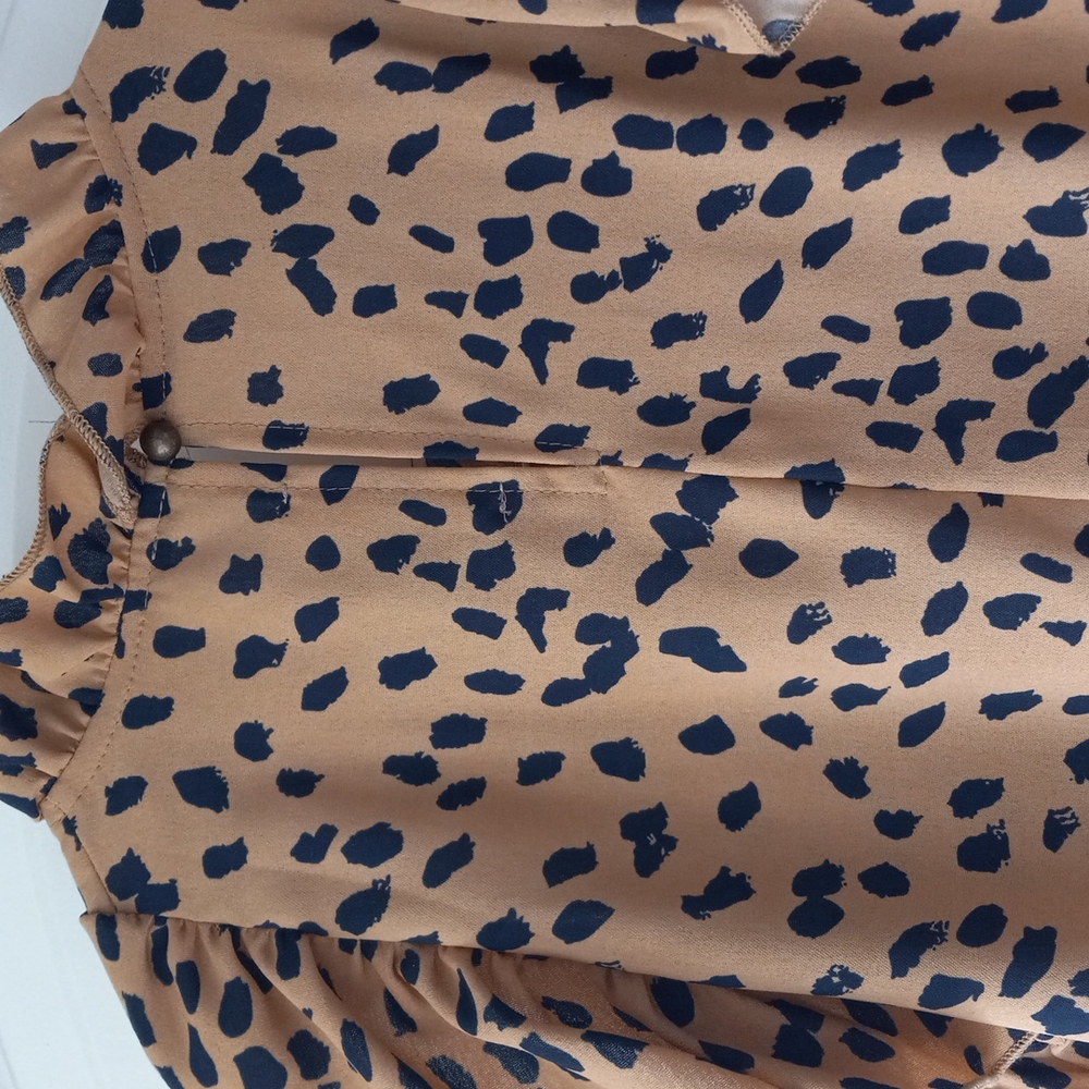 Leopard Top - Picture 3 of 3